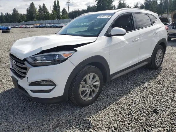 KM8J3CA42JU813506 2018 HYUNDAI TUCSON - Image 1
