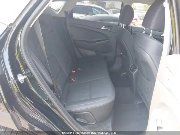 KM8J3CA42KU027237 2019 HYUNDAI TUCSON - Image 8