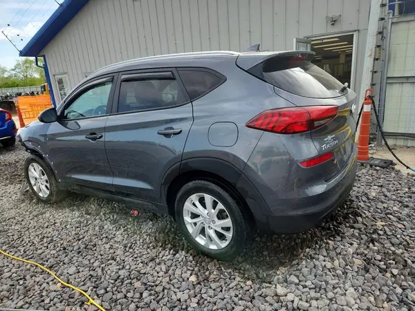 KM8J3CA42KU034754 2019 HYUNDAI TUCSON - Image 2