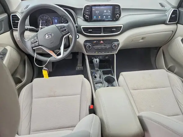 KM8J3CA42KU034754 2019 HYUNDAI TUCSON - Image 8