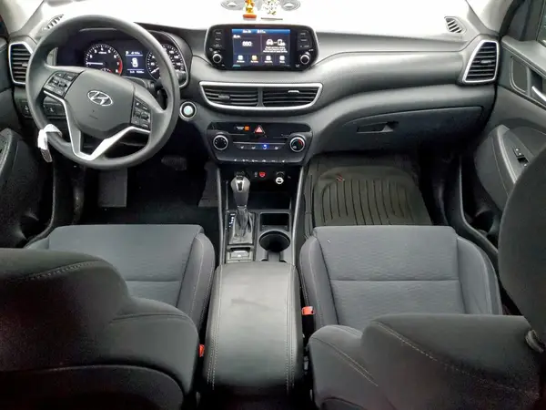 KM8J3CA42KU042742 2019 HYUNDAI TUCSON - Image 8