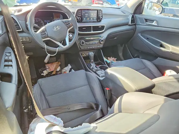 KM8J3CA42KU073439 2019 HYUNDAI TUCSON - Image 8