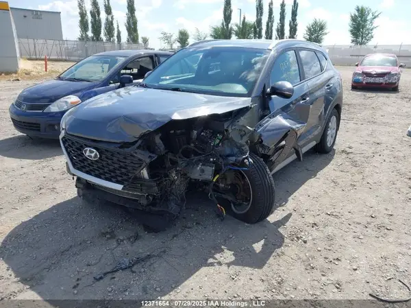 KM8J3CA42KU082707 2019 HYUNDAI TUCSON - Image 2
