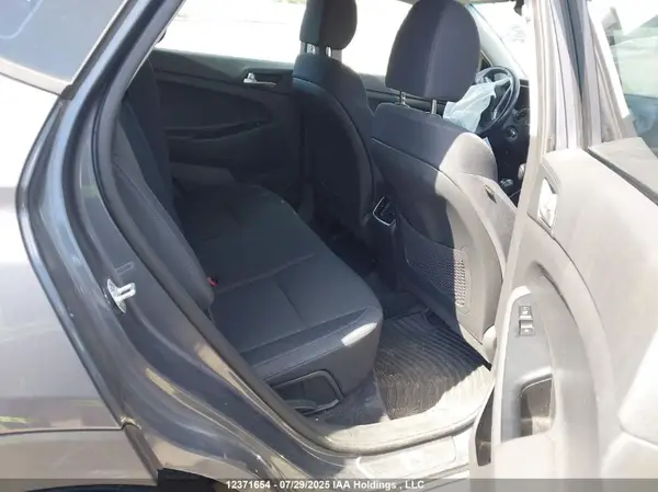 KM8J3CA42KU082707 2019 HYUNDAI TUCSON - Image 8