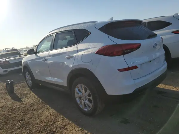 KM8J3CA42KU897716 2019 HYUNDAI TUCSON - Image 2