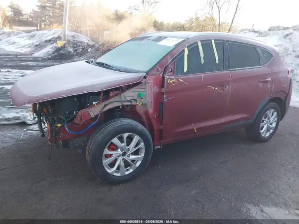 KM8J3CA42KU913140 2019 HYUNDAI TUCSON - Image 2