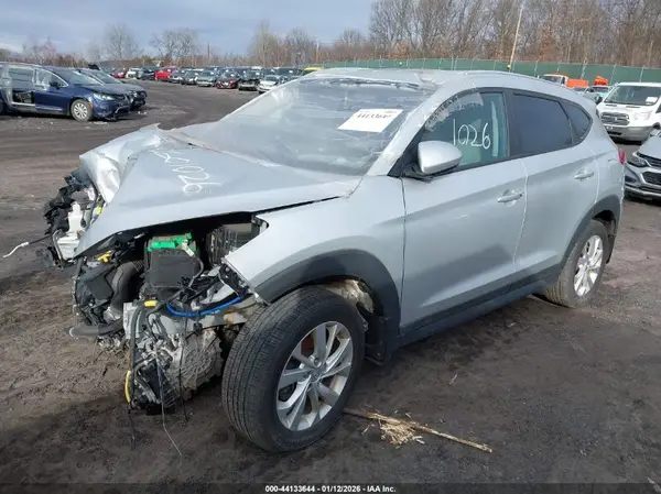 KM8J3CA42KU938555 2019 HYUNDAI TUCSON - Image 2