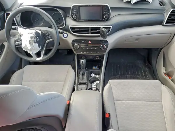 KM8J3CA42KU965576 2019 HYUNDAI TUCSON - Image 8