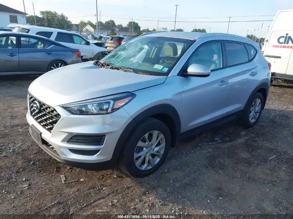 KM8J3CA42KU967344 2019 HYUNDAI TUCSON - Image 2