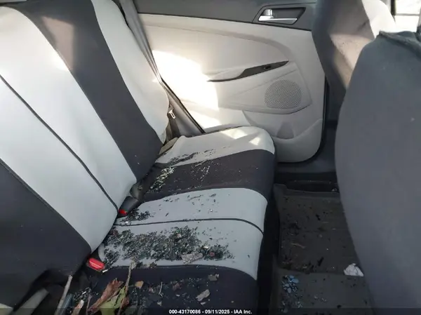 KM8J3CA42KU967344 2019 HYUNDAI TUCSON - Image 8