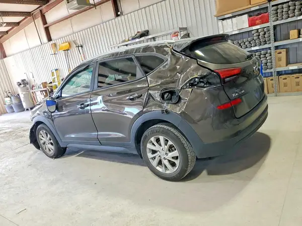KM8J3CA42KU990445 2019 HYUNDAI TUCSON - Image 2
