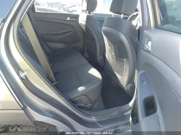 KM8J3CA42LU141207 2020 HYUNDAI TUCSON - Image 8