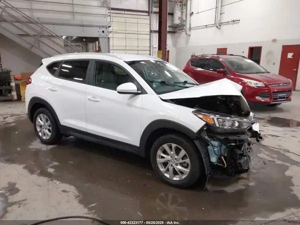 KM8J3CA42LU167368 2020 HYUNDAI TUCSON - Image 1