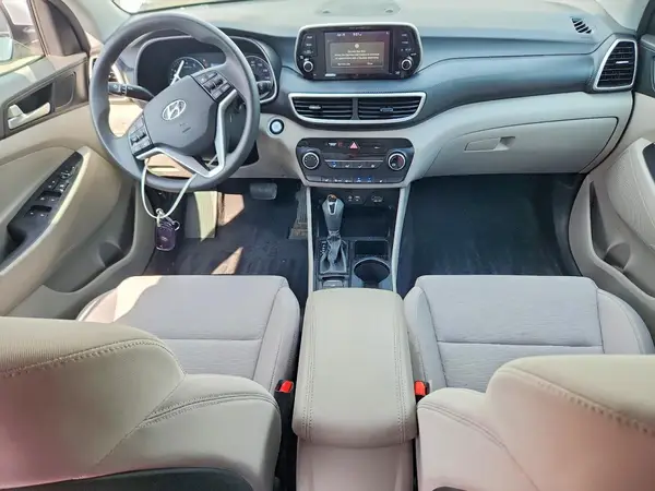 KM8J3CA42LU174496 2020 HYUNDAI TUCSON - Image 8