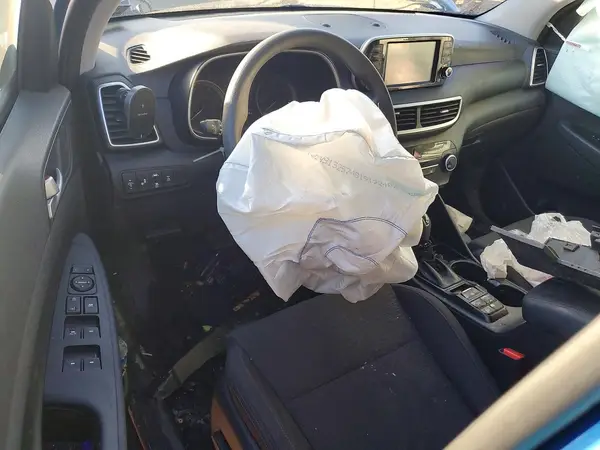 KM8J3CA42LU251772 2020 HYUNDAI TUCSON - Image 8