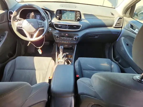 KM8J3CA42MU287379 2021 HYUNDAI TUCSON - Image 8