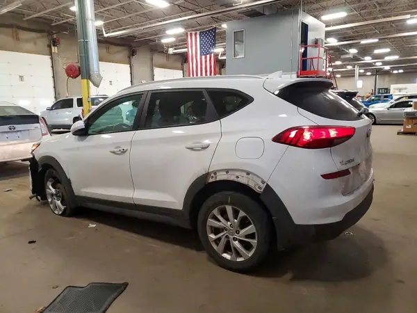 KM8J3CA42MU315942 2021 HYUNDAI TUCSON - Image 2