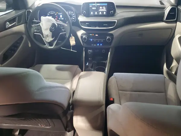 KM8J3CA42MU334944 2021 HYUNDAI TUCSON - Image 8