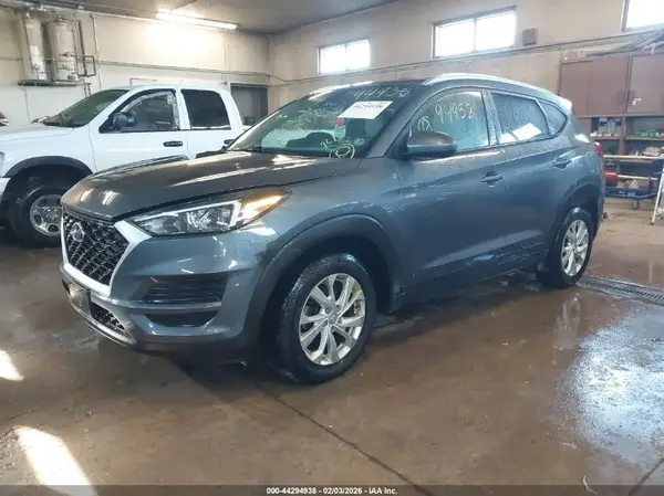 KM8J3CA42MU394349 2021 HYUNDAI TUCSON - Image 2
