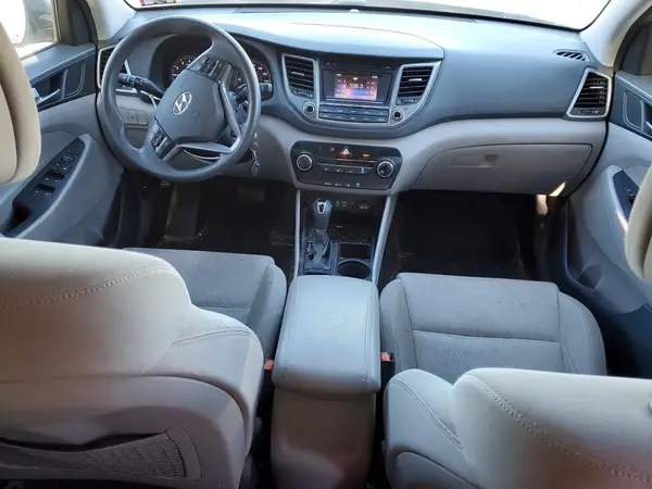 KM8J3CA43GU022622 2016 HYUNDAI TUCSON - Image 8