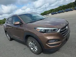KM8J3CA43GU022779 2016 HYUNDAI TUCSON