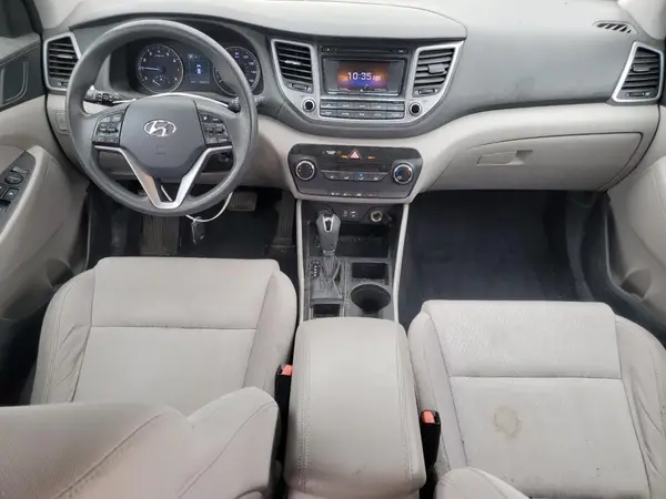 KM8J3CA43GU068774 2016 HYUNDAI TUCSON - Image 8