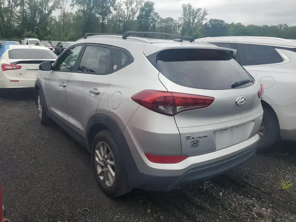 KM8J3CA43GU073876 2016 HYUNDAI TUCSON - Image 2