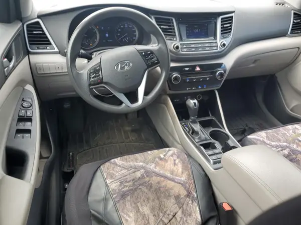 KM8J3CA43GU073876 2016 HYUNDAI TUCSON - Image 8