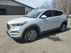 KM8J3CA43GU074560 2016 HYUNDAI TUCSON