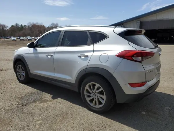 KM8J3CA43GU074560 2016 HYUNDAI TUCSON - Image 2
