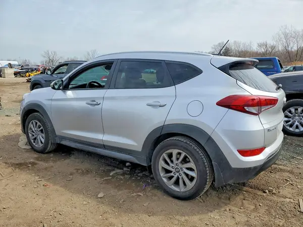KM8J3CA43GU075207 2016 HYUNDAI TUCSON - Image 2