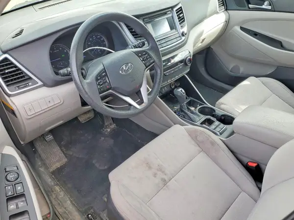 KM8J3CA43GU075207 2016 HYUNDAI TUCSON - Image 8