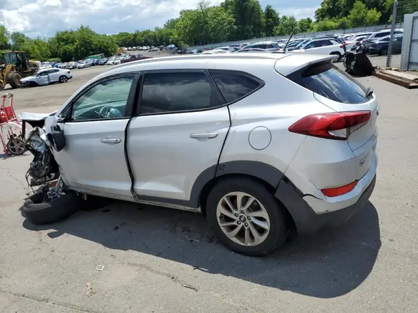 KM8J3CA43GU084375 2016 HYUNDAI TUCSON - Image 2
