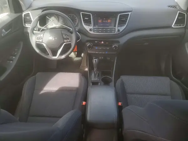 KM8J3CA43GU084909 2016 HYUNDAI TUCSON - Image 8