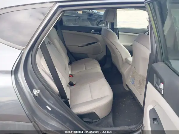 KM8J3CA43GU090127 2016 HYUNDAI TUCSON - Image 8