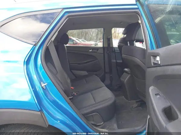 KM8J3CA43GU099135 2016 HYUNDAI TUCSON - Image 8