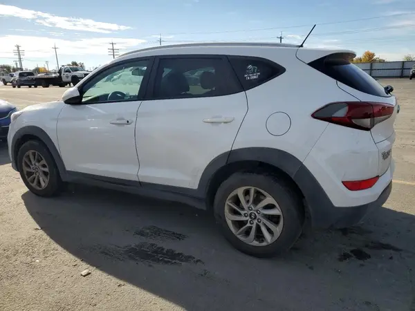 KM8J3CA43GU100509 2016 HYUNDAI TUCSON - Image 2