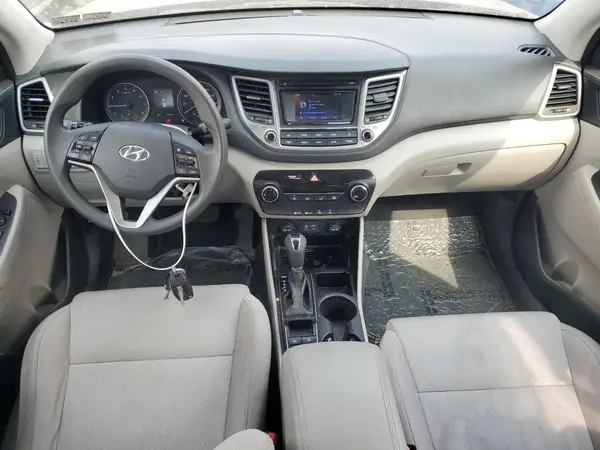 KM8J3CA43GU116239 2016 HYUNDAI TUCSON - Image 8