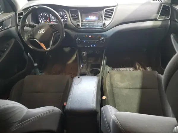 KM8J3CA43GU130027 2016 HYUNDAI TUCSON - Image 8