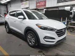 KM8J3CA43GU134353 2016 HYUNDAI TUCSON