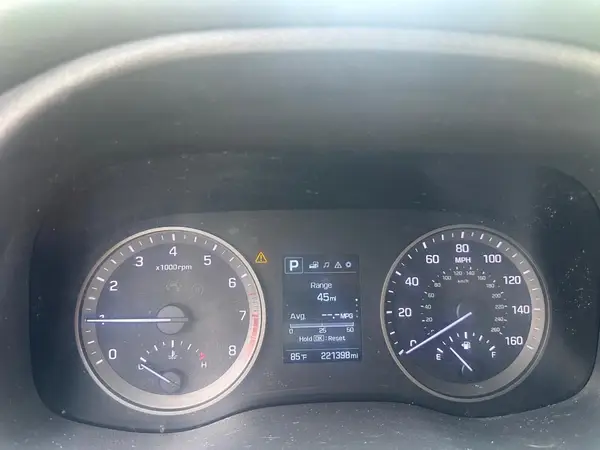 KM8J3CA43GU145854 2016 HYUNDAI TUCSON - Image 8