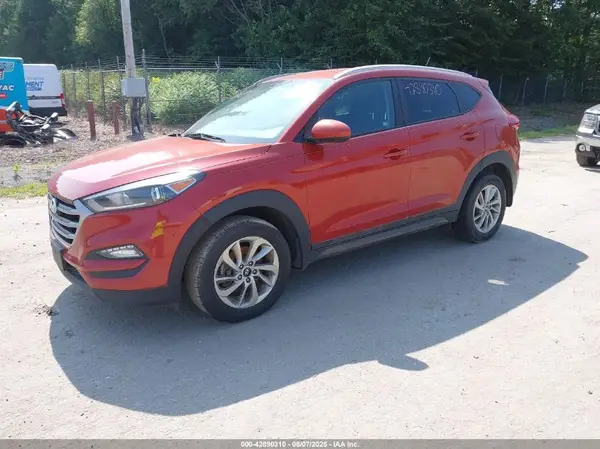 KM8J3CA43GU206586 2016 HYUNDAI TUCSON - Image 2