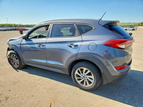 KM8J3CA43GU210797 2016 HYUNDAI TUCSON - Image 2