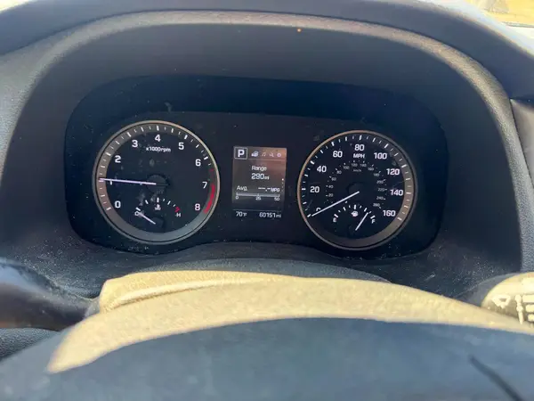 KM8J3CA43GU212081 2016 HYUNDAI TUCSON - Image 8