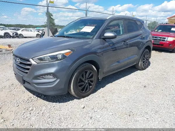KM8J3CA43GU217071 2016 HYUNDAI TUCSON - Image 2