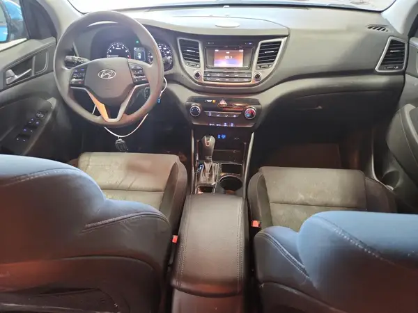 KM8J3CA43GU227275 2016 HYUNDAI TUCSON - Image 8