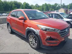 KM8J3CA43GU242682 2016 HYUNDAI TUCSON