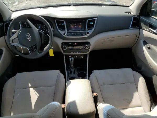 KM8J3CA43GU245842 2016 HYUNDAI TUCSON - Image 8