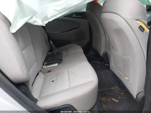 KM8J3CA43GU246814 2016 HYUNDAI TUCSON - Image 8