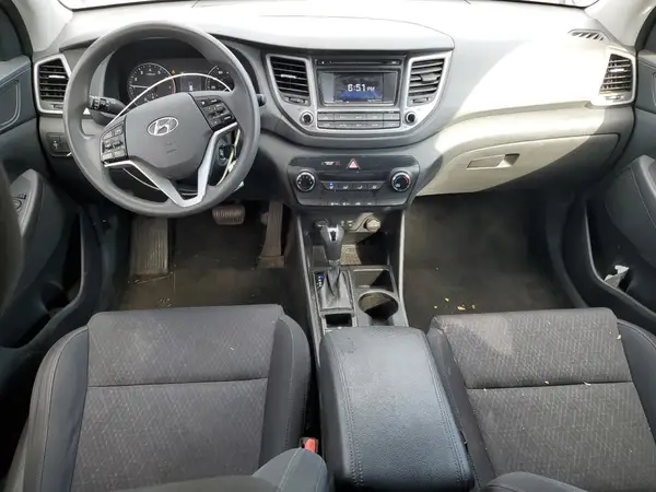KM8J3CA43HU261976 2017 HYUNDAI TUCSON - Image 8
